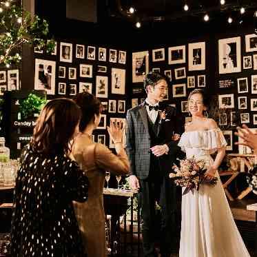 キャトルセゾン浜松 Les Quatre Saisons Hamamatsu フォトジェニックな空間でゲストに囲まれて