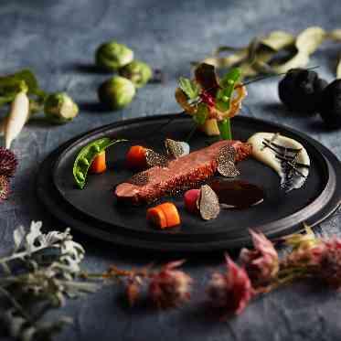 キャトルセゾン浜松 Les Quatre Saisons Hamamatsu レストランウェディングならではの贅を尽くしたお料理。地元の旬の食材を厳選。