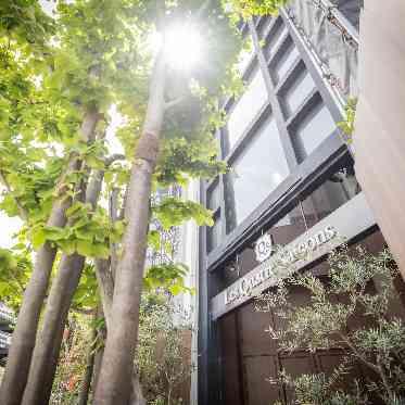 キャトルセゾン浜松 Les Quatre Saisons Hamamatsu 街中を抜けたら訪れる入り口