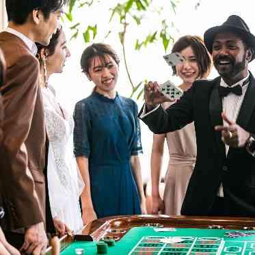 キャトルセゾン浜松 Les Quatre Saisons Hamamatsu マジシャンやルーレットゲームでおもてなし