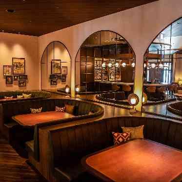 キャトルセゾン浜松 Les Quatre Saisons Hamamatsu ゆったりとしたソファスペース