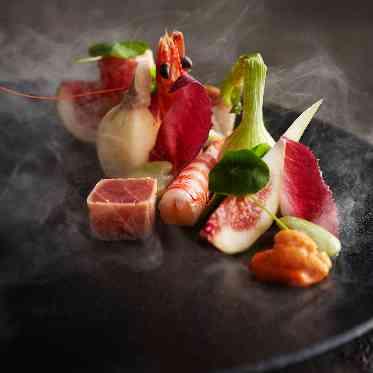 キャトルセゾン浜松 Les Quatre Saisons Hamamatsu ここでしか見ることのできない演出も