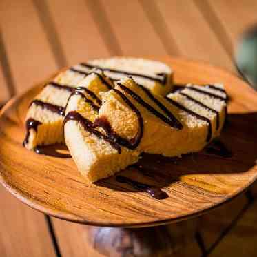 キャトルセゾン浜松　Les Quatre Saisons Hamamatsu バームクーヘンもカットしてご提供