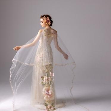 キャトルセゾン浜松 Les Quatre Saisons Hamamatsu 様々なテイストのドレスを取り揃え