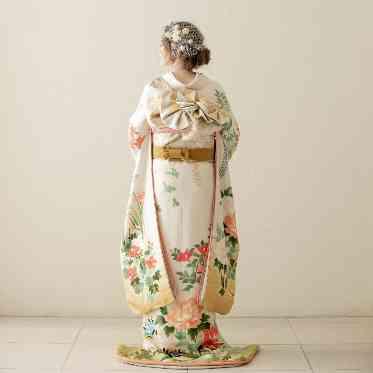 キャトルセゾン浜松 Les Quatre Saisons Hamamatsu 後ろ姿も美しい