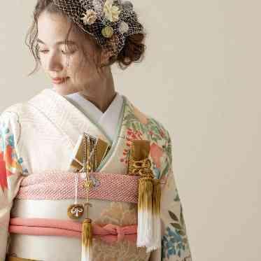 キャトルセゾン浜松 Les Quatre Saisons Hamamatsu 小物までトータルコーディネート