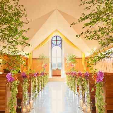 つま恋リゾート 彩の郷 (さいのさと) 花嫁の人生を表す大理石のバージンロード