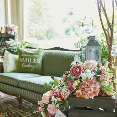 つま恋リゾート 彩の郷 (さいのさと) ソファメイン