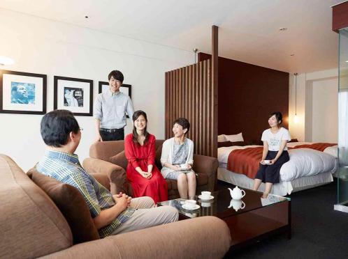 つま恋リゾート 彩の郷 (さいのさと) ロビー・控室