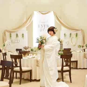 ホテルクラウンパレス知立 披露宴会場で行う『和装人前式』も人気。