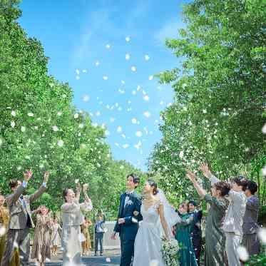 大宮璃宮 ゲストと楽しくフラワーシャワー