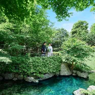大宮璃宮 日本の四季感じる庭園