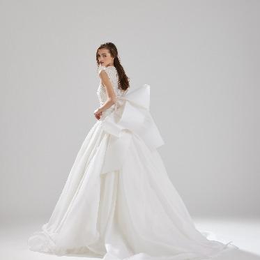 大宮 アートグレイス ウエディングシャトー ウエディングドレス