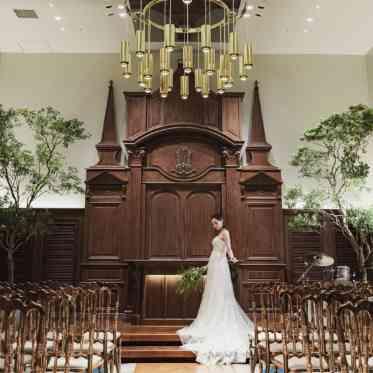 木のぬくもりを感じるチャペル『FES』で、おふたりの結婚式をドラマティックに！