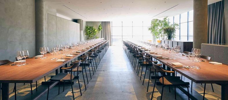 IWAIOMOTESANDO 披露宴会場の写真1