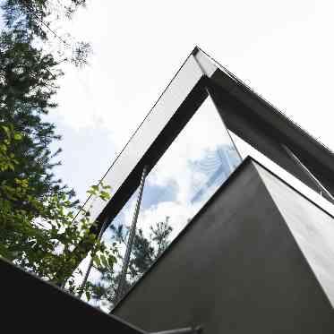 IWAI OMOTESANDO 表参道大通りすぐ!閑静な住宅街に佇む、こだわり建築
