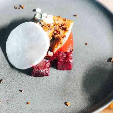 IWAI OMOTESANDO 春夏秋冬、その時期に一番美味しい食材を、一番美味しい調理方法でご提供します