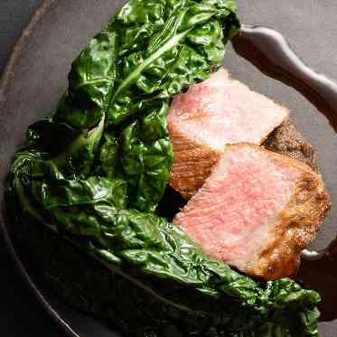 IWAI OMOTESANDO 熊本県産赤牛にこだわったお肉料理
ご提供前に、会場内のキッチンで仕上げます