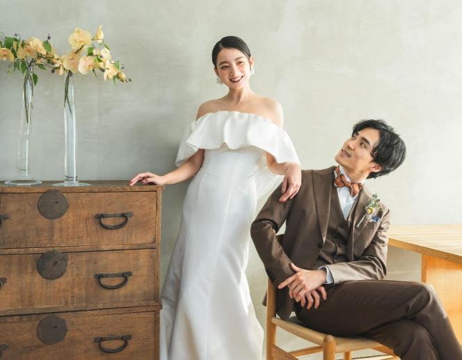 IWAI OMOTESANDO ドレス・衣装