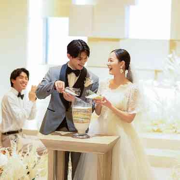 ザ クラシカ ベイリゾート 【サンドセレモニー】
世界にたった一つのオリジナルサンドアート。