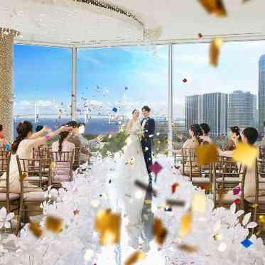 ザ クラシカ ベイリゾート 【スカイチャペル】
型にはめず、どこまでもふたりらしく「創る」挙式。