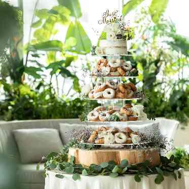 【ドーナッツウエディングケーキ】海外発のトレンドアイテムも多数ご提案♪