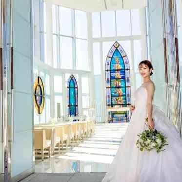 ラ・メゾン Suite 姫路 チャペル大扉