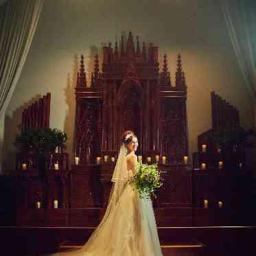 LA POLTO(ラ ポルト) ゴシック調の本格的な祭壇