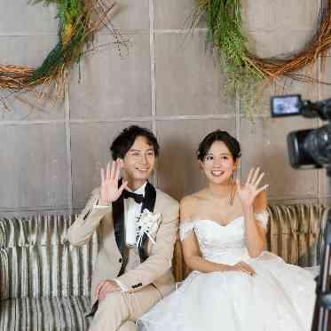 LA POLTO(ラ ポルト) シーンに応じて双方向配信に切り替えられ、オンラインゲストと会話もできる