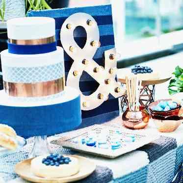 The Liverary(ザ ライヴラリー) リゾート空間と相性バッチリな青色コーディネイトは先輩花嫁からも人気