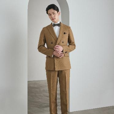 The Liverary（ザ ライヴラリー） クラシックからトレンドカラーまで幅広く揃うタキシードコレクション。
