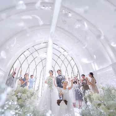 アルマリアン東京 ゲスト拍手が響き渡る挙式会場