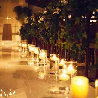 アルマリアン東京 キャンドルを灯したコーディネートも人気