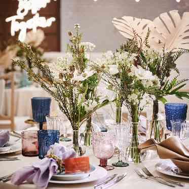 アルマリアン東京 テラコッタ・パープル・濃いブルーなどを取り入れたお洒落感度の高いコーデも似合う