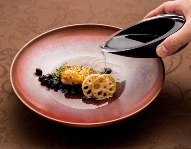 アルマリアン東京 料理