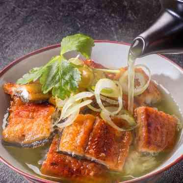 アルマリアン東京 愛知県:名古屋名物のひつまぶしをビュッフェでご用意