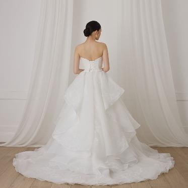 アルマリアン東京 オリジナルドレスブランド【PRIMACARA】