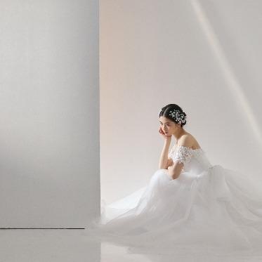 アルマリアン東京 専属ドレスショップ【PRIMACARA】