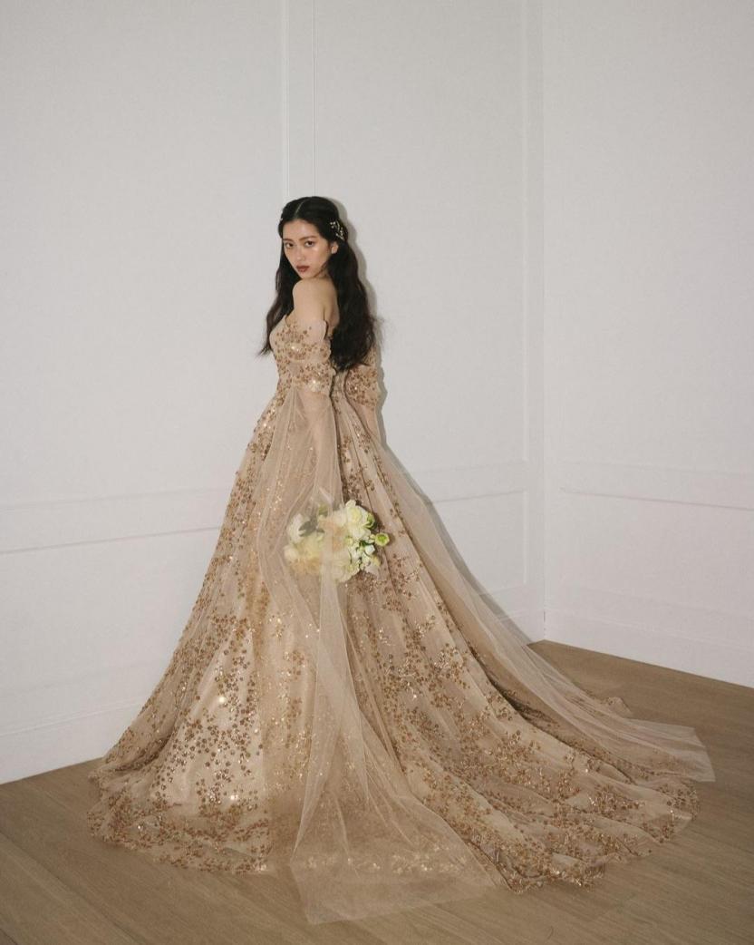 アルマリアン東京 ドレス・衣装