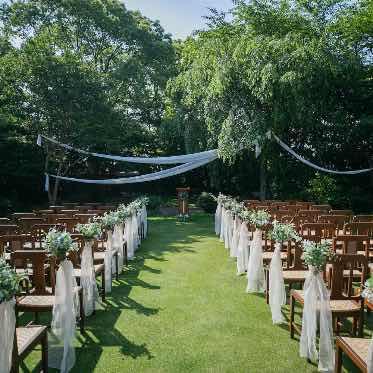 岩崎台倶楽部グラスグラス 1500坪のガーデンも一組の貸切ガーデンとしてお使いいただけます。