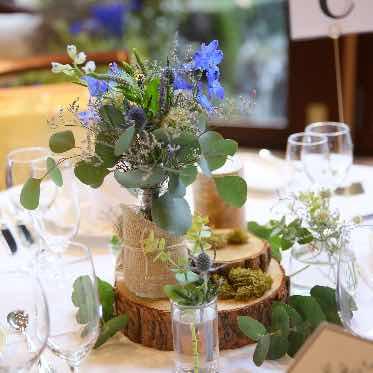 岩崎台倶楽部グラスグラス 季節や空間にあわせて、色味や花器もご提案!