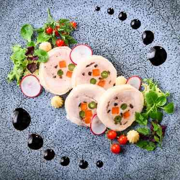 岩崎台倶楽部グラスグラス 見た目にも美しい料理の数々