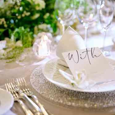 ザ ストリングス表参道 おふたりらしいテーブルコーディネートを提案できます