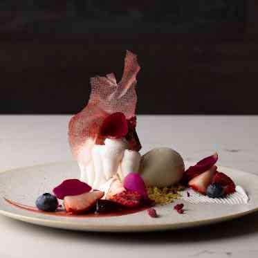 Johnnieʼs Brasserie (ジョニーズ ブラッセリー) Johnnieʼs Brasserie (ジョニーズ ブラッセリー)