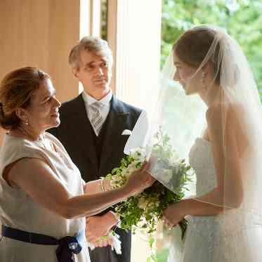 Accord Herbe(アコールハーブ)●BRASSグループ ヴェールダウンの儀式は、家族の温かさを感じる人気演出