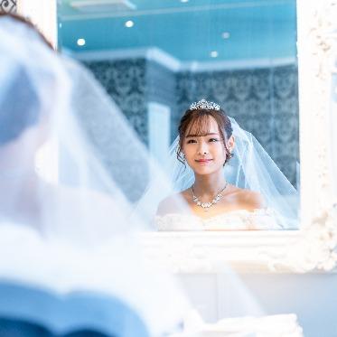 ウエディングファンタジア メイクルームでのワンシーン