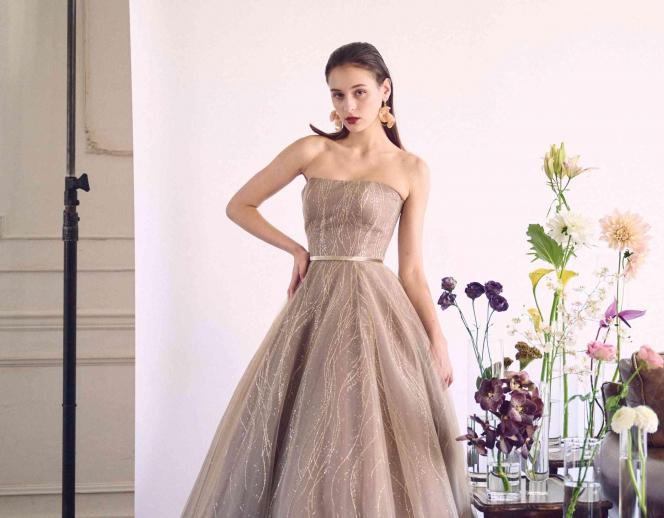 WEEKEND HOUSE ドレス・衣装