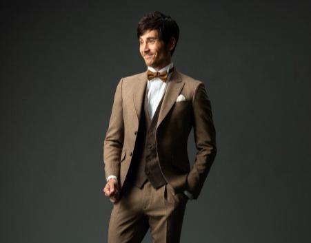 WEEKEND HOUSE ドレス・衣装