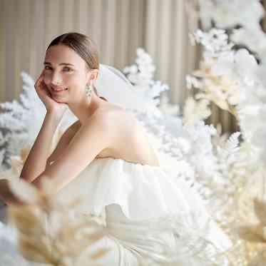 ATOLL TERRASSE 鴨川(アトール テラス カモガワ)●BRASSグループ オシャレな装花に囲まれておもわずうっとり