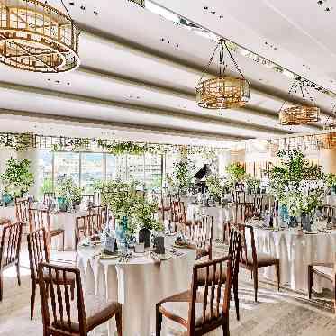 ATOLL TERRASSE 鴨川(アトール テラス カモガワ)●BRASSグループ コーディネートも自由に!専属フローリストがふたりの好みを伺い提案します